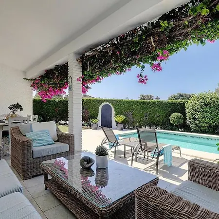 Andalusian Near The With Private Pool And Bbq Tatil Evi