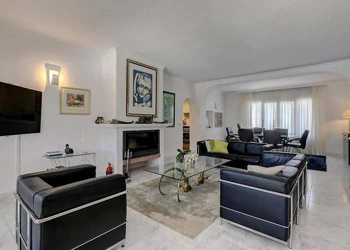 Andalusian Near The With Private Pool And Bbq * Εστεπόνα