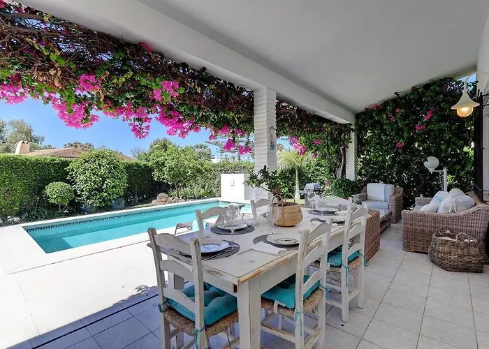 Andalusian Near The With Private Pool And Bbq Σπίτι διακοπών Εστεπόνα