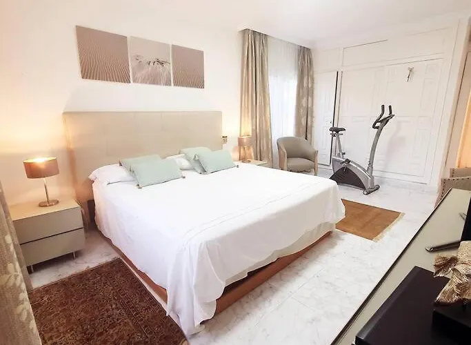 Будинок відпочинку Andalusian Near The With Private Pool And Bbq *