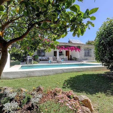 Andalusian Near The With Private Pool And Bbq Feriehus Estepona